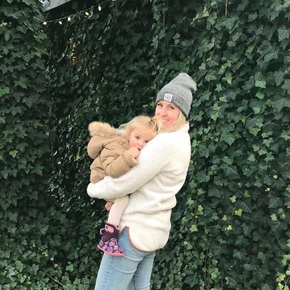 Meet your Posher, Sarah - Picture 1 of 1